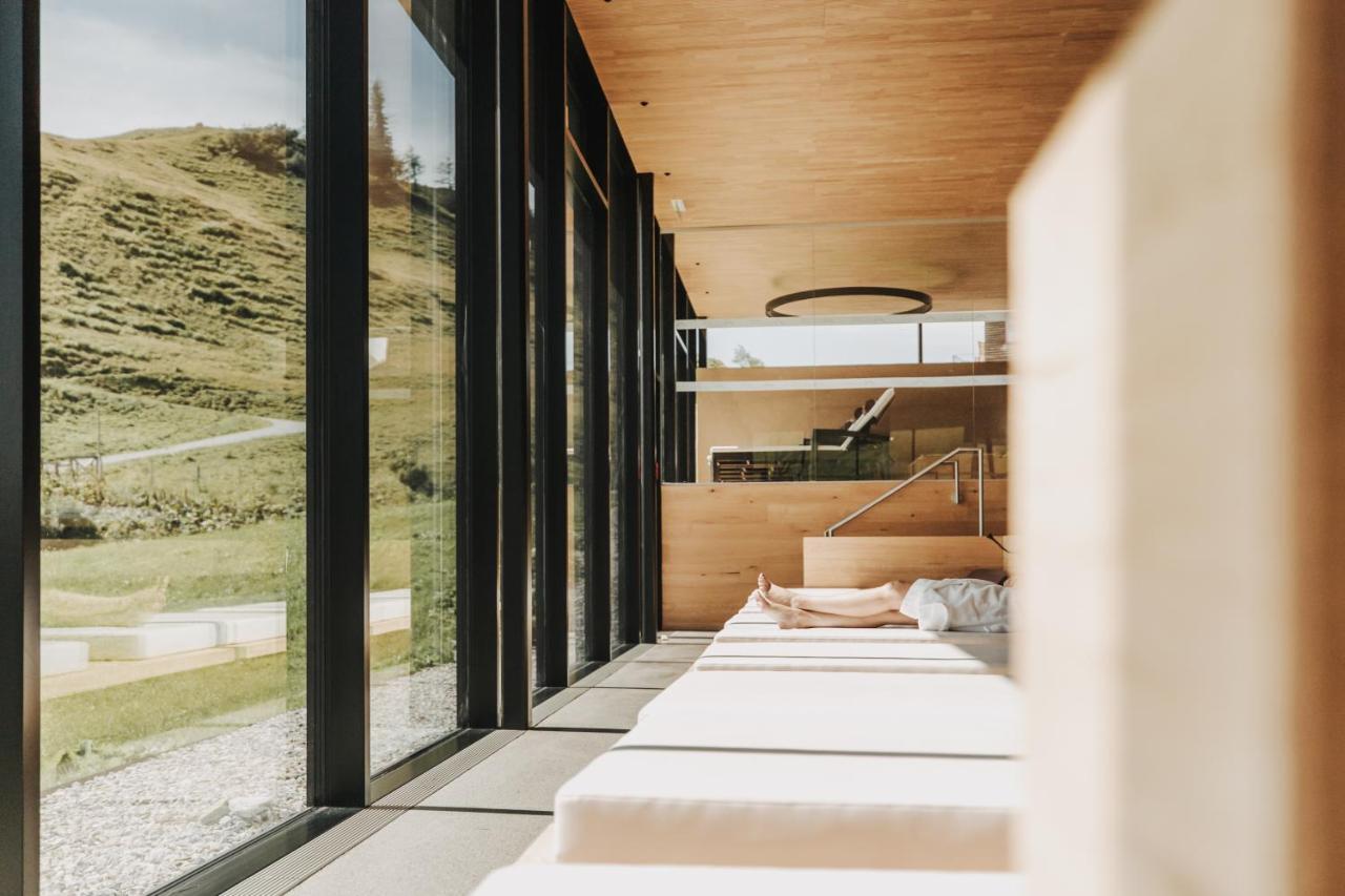 Hotel Adler Warth  Luaran gambar